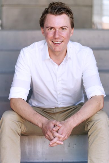 Portrait Felix Schneider